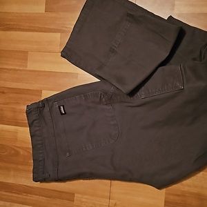 Mens 42x32 Dixkies cargo army green jeans
